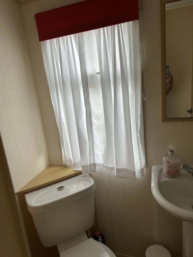 Shower Room 2