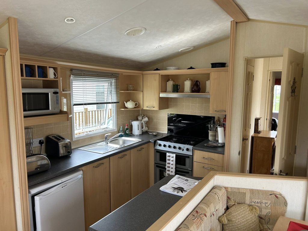 Kitchen 2